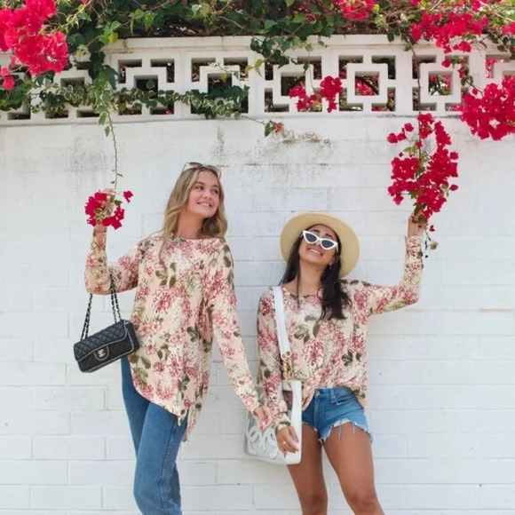 NWT Show Me Your Mumu Bonfire Hydrangea Sweater S - Picture 7 of 9